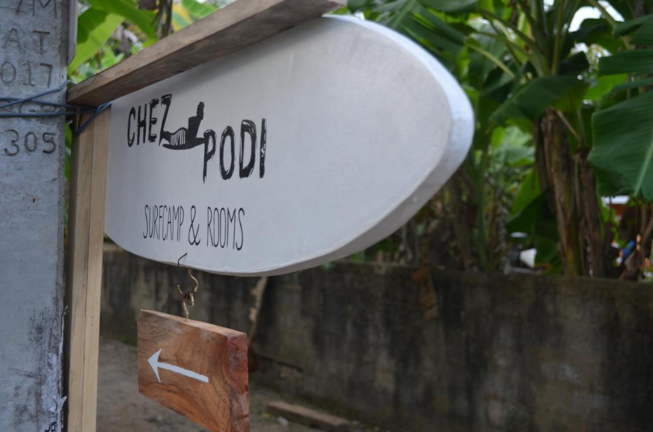 Chez Podi Surf Stay Mirissa Exterior photo